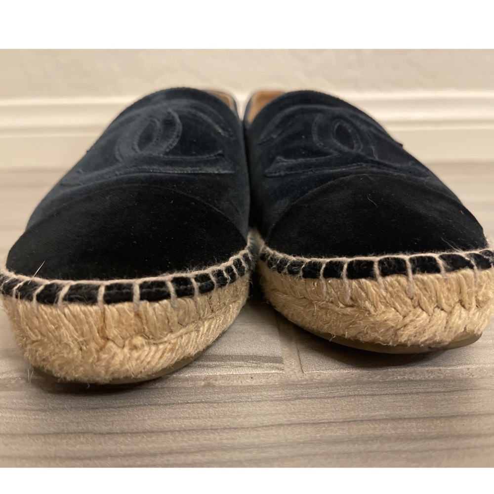 Chanel Dark Navy Velvet Espadrilles - Picture 3 of 13